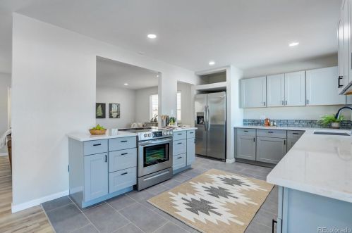 18479 60th Ave, Denver CO  80403-2112 exterior