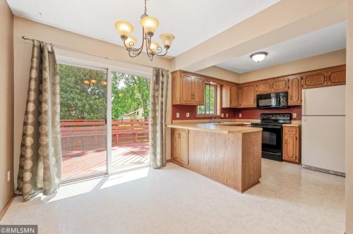 3218 Greenbrier St, Saint Paul MN  55127-5035 exterior