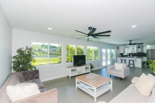 1575 Ala Noni Pl, Honolulu HI  96818-1536 exterior