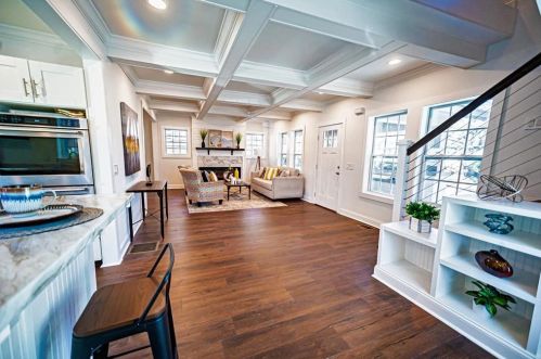 934 Burns Dr, Atlanta GA  30310-4632 exterior