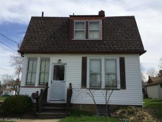 4 16th St, Massillon, OH 44646-6949