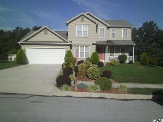 745 Lindenwood Ln, Harrisburg, PA 17113-1033