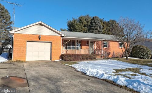 124 Catoctin Ave, Graceham, MD 21788-1601