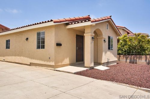 4240 47th St, San Diego, CA 92115-4901