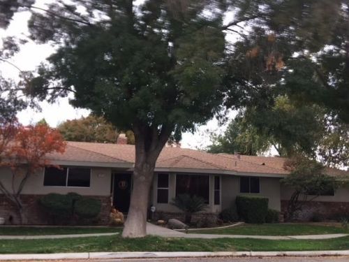 13574 Tahan St, Caruthers, CA 93609-9539