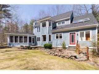 24 Captains Way, Kensington, NH 03833-4562