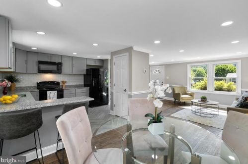 7108 Flint Ct, Middletown MD  21769-7425 exterior