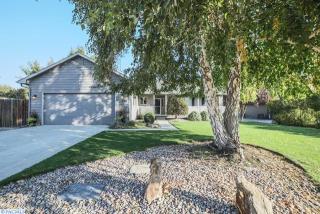 128 Lesa Marie Ln, Kennewick, WA 99338-7322