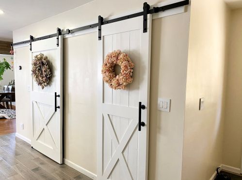 265 Shawnee Dr, Carol Stream IL  60188-1962 exterior