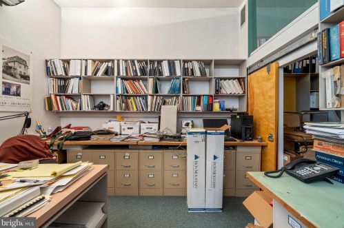 3961 Baltimore Ave, Philadelphia PA 19143-2623 exterior