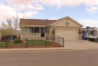 406 Calle Violeta Rd, Washington, UT 84780-1445