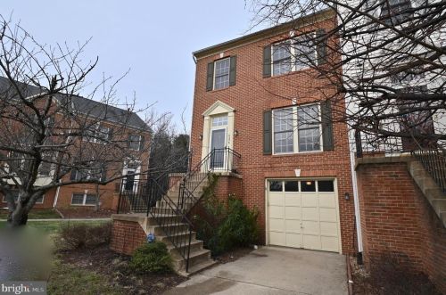6236 Levi Ct, Springfield VA  22150-1190 exterior