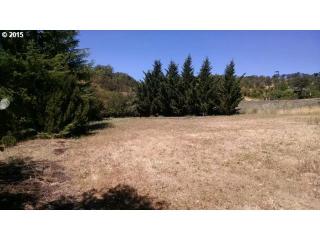 109 Songbird Ct, Roseburg OR  97470-9400 exterior