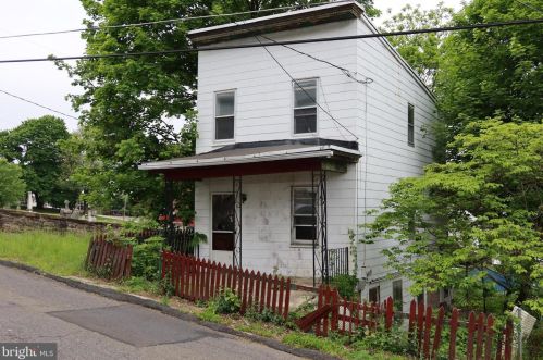 246 Pierce St, Primrose, PA 17901-3427