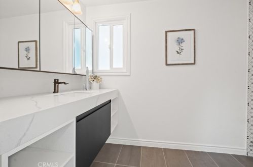 2913 Raymar St, Santa Ana CA  92704-1546 exterior