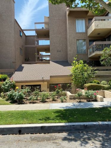 250 Fairview Ave, Glendale, CA 91202-2948