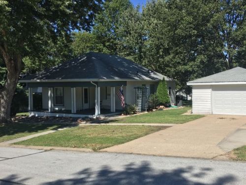 558 9th St, Syracuse, NE 68446-9516