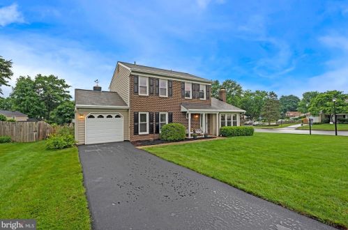 1637 Nathan Ln, Herndon, VA 20170-2959