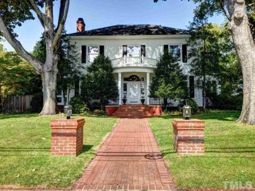 220 Fayetteville St, Clayton, NC 27520-1908