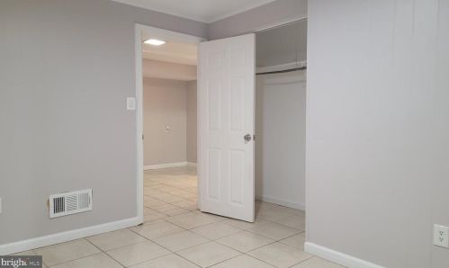 12304 Blakely Ct, Silver Spring MD 20904-1812 exterior