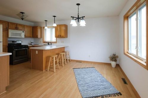 116 Swan Ln, Mankato, MN 56001-6244