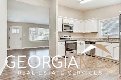 16 Bromack Dr, Atlanta GA  30315-6543 exterior