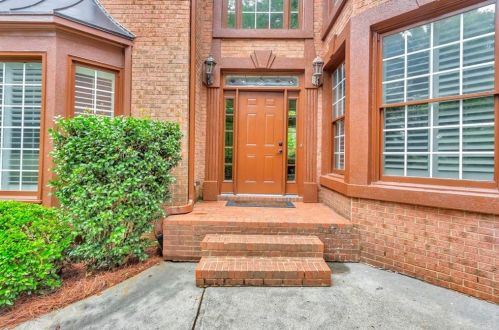401 Martin Falls Mnr, Holly Springs, GA 30114-6868