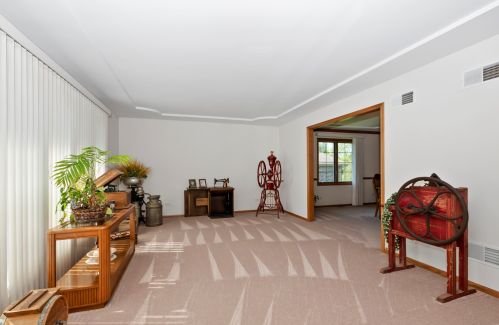 22422 Aster Dr, Frankfort, IL 60423-7891