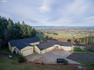 16201 Major Ln, Yamhill, OR 97148-8514