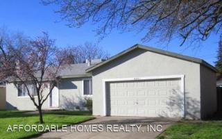 8261 Streng Ave, Citrus Heights, CA 95610-3228