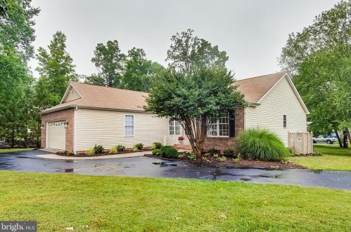 300 Freedom Rd, Locust Grove, VA 22508-5142