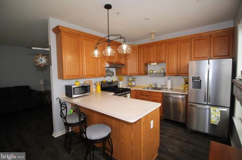 26 Kyle Way, Trenton NJ 08628-2525 exterior