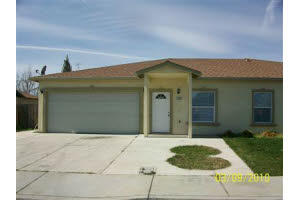 1289 Expedition St, Turlock, CA 95380-5855