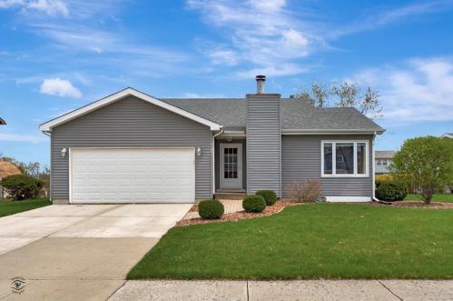 20739 Ellen Ln, Frankfort, IL 60423-9375