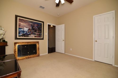 4501 Baskerville Dr, Garland TX 75043-7274 exterior