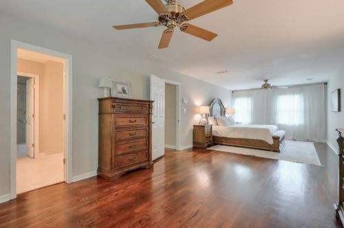 430 Lost Forest Ct, Atlanta GA  30328-2101 exterior