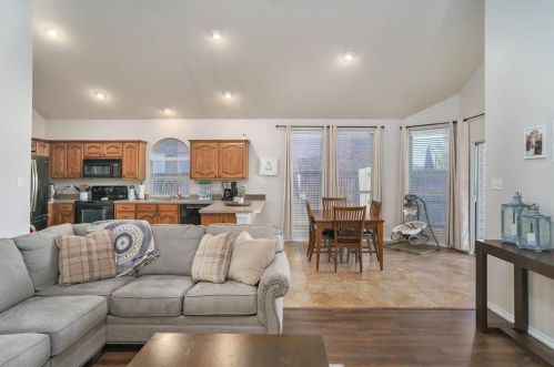 5904 Ozark Dr, Fort Worth TX  76131-4003 exterior