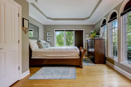 6919 Fieldstone Dr, Willowbrook IL  60527-5295 exterior