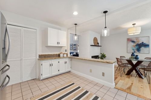 8107 Phillips Cir, Englewood CO 80112-3254 exterior