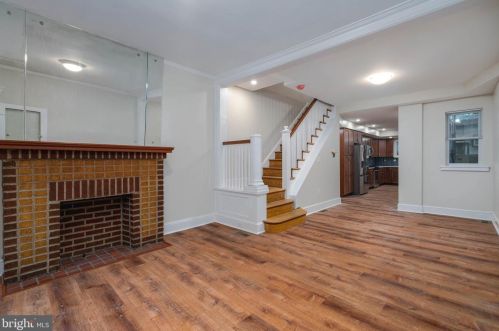714 Fitzwater St, Philadelphia PA  19147-2815 exterior