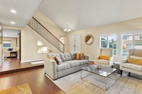 752 Fairway Ln, Anaheim CA  92807-4802 exterior