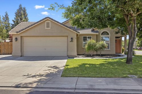 1440 Madelena Ln, Manteca, CA 95336-6446