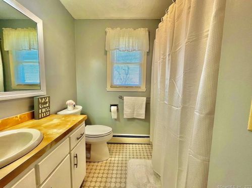 23 Birchwood Dr, Killingly CT  06241-2200 exterior