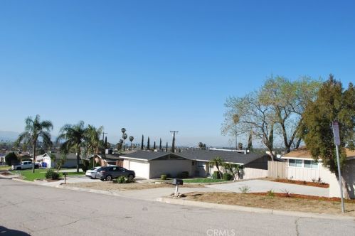 5312 Dogwood St, San Bernardino, CA 92404-2832