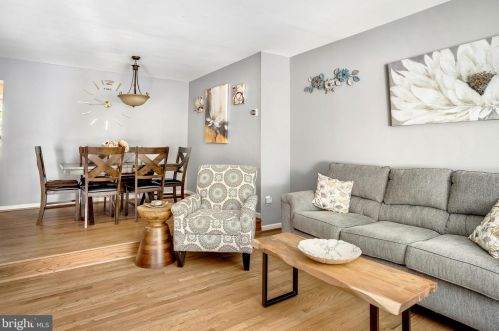 10383 Green Holly Ter, Silver Spring MD 20902-5803 exterior