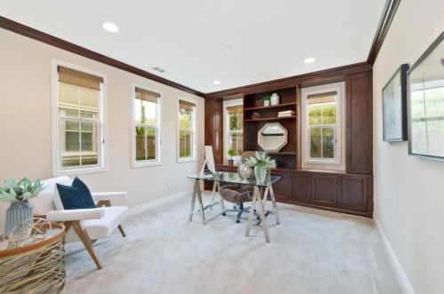 105 Coyote Brush, Irvine CA  92618-8873 exterior