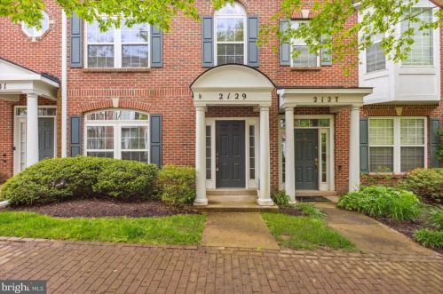 2129 Darcy Green Pl, Silver Spring, MD 20910-1170