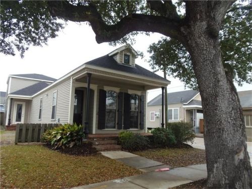 600 Lafayette St, Gretna, LA 70053-6046