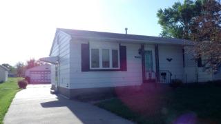 1038 Stark St, Davenport, IA 52802-2536