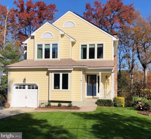 110 Spot Club Rd, Arnold, MD 21012-1002